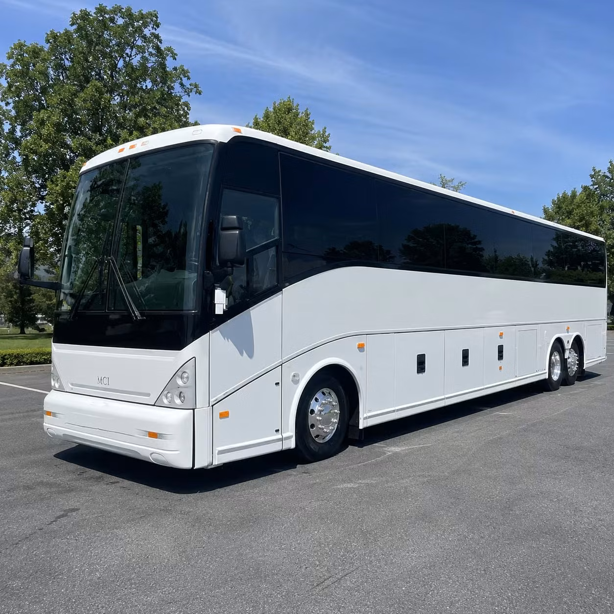 charter buses for taunton ceremony to reception transfers